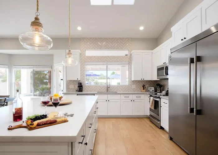 Cactus Relactus-heated Pool Avail-north Scottsdale Holiday home