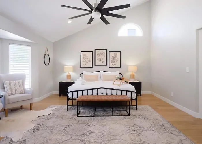 Cactus Relactus-heated Pool Avail-north Scottsdale Holiday home
